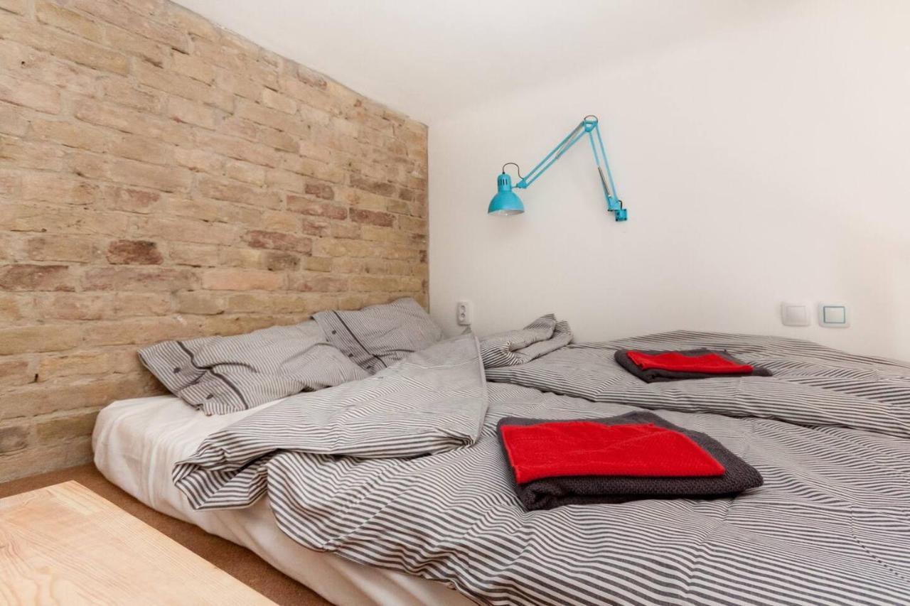 Apartament Little Whistle In The Heart Of Jewish District With Ac Budapeszt Zewnętrze zdjęcie